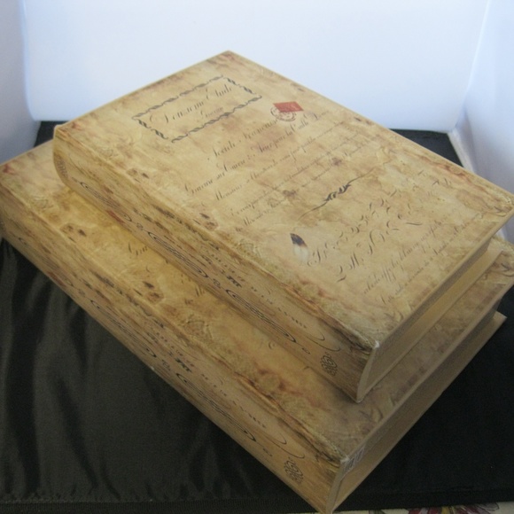 Nesting Book Boxes NWT Set of 2 Vintage Inspired - Picture 2 of 6